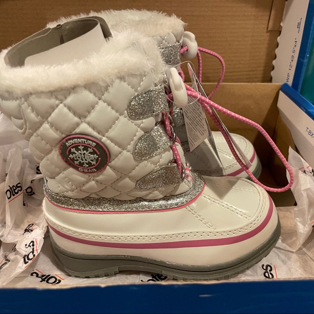 Totes toddler girls Winter Boots - size 8